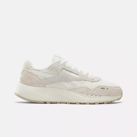 Trending: 90’s Classics | Trending: 90’s Classics^Reebok Classic Leather 2400 Shoes