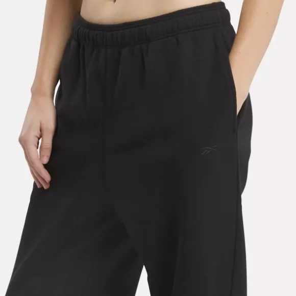 lux_fleece_sweatpants_3.webp Pants & Sweatpants^Reebok Lux Fleece Sweatpants Black