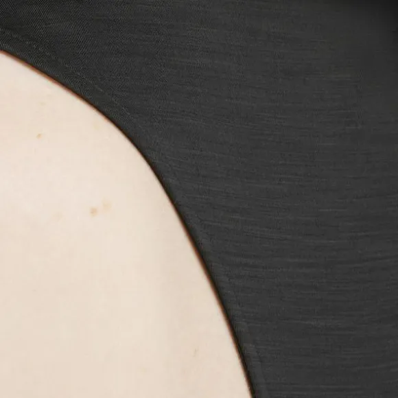 reebok_chill_athletic_tank_top_4.webp Tops & T-shirts^Reebok Chill Athletic Tank Top Black