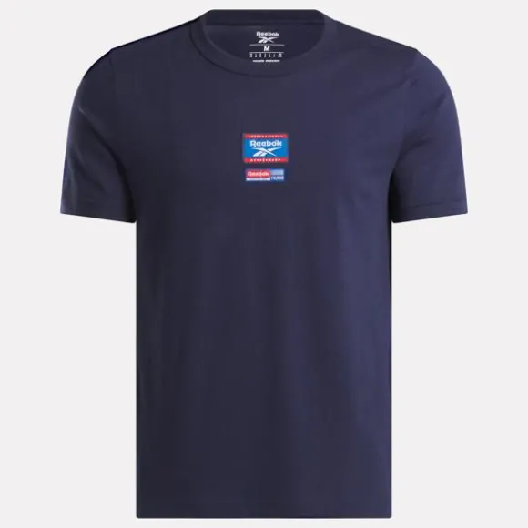 reebok_identity_badge_tshirt_3-1.webp Tops & T-shirts^Reebok Identity Badge T-Shirt VectorNavy